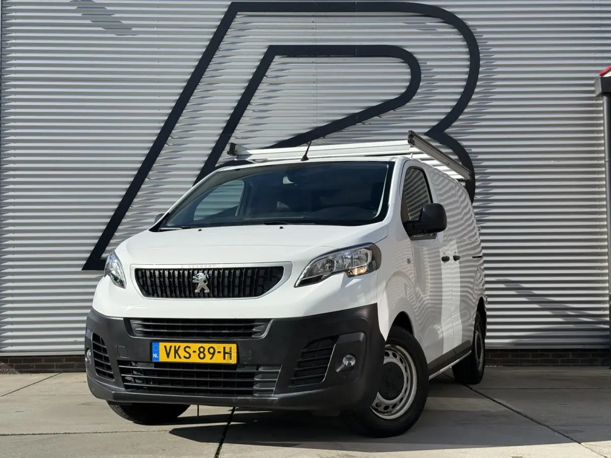 2.0 BlueHDI 120 Compact Premium 1e Eigenaar|Camera|Carplay|Trekhaak|Imperiaal|Cruise|Airco|N.A.P|Nieuwe APK bij aflevering