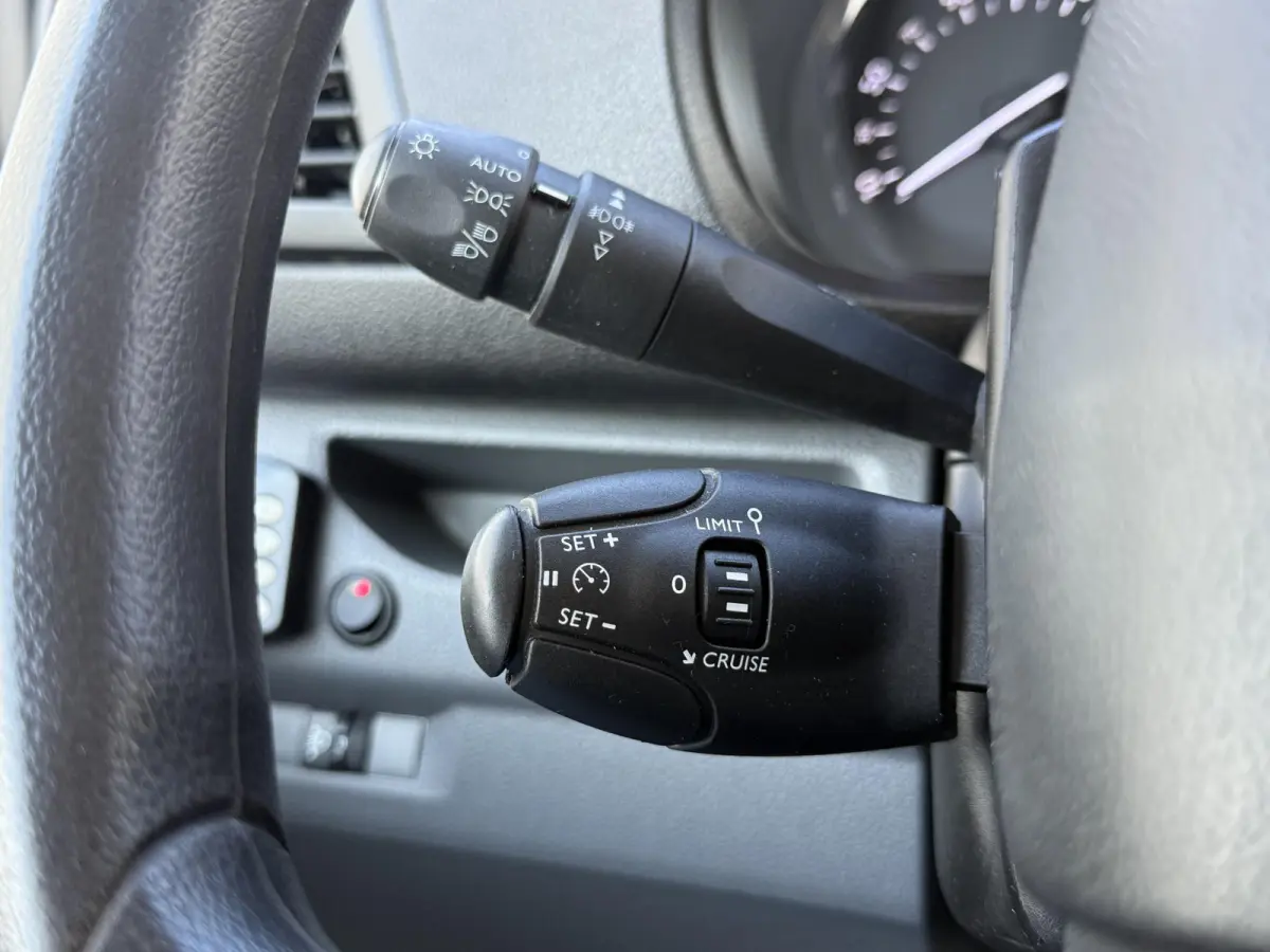 2.0 BlueHDI 120 Compact Premium 1e Eigenaar|Camera|Carplay|Trekhaak|Imperiaal|Cruise|Airco|N.A.P|Nieuwe APK bij aflevering
