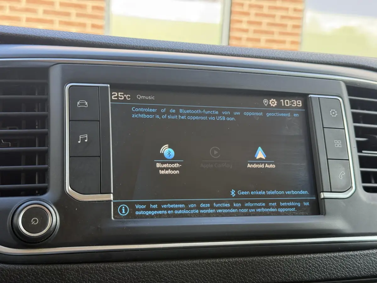 2.0 BlueHDI 120 Compact Premium 1e Eigenaar|Camera|Carplay|Trekhaak|Imperiaal|Cruise|Airco|N.A.P|Nieuwe APK bij aflevering