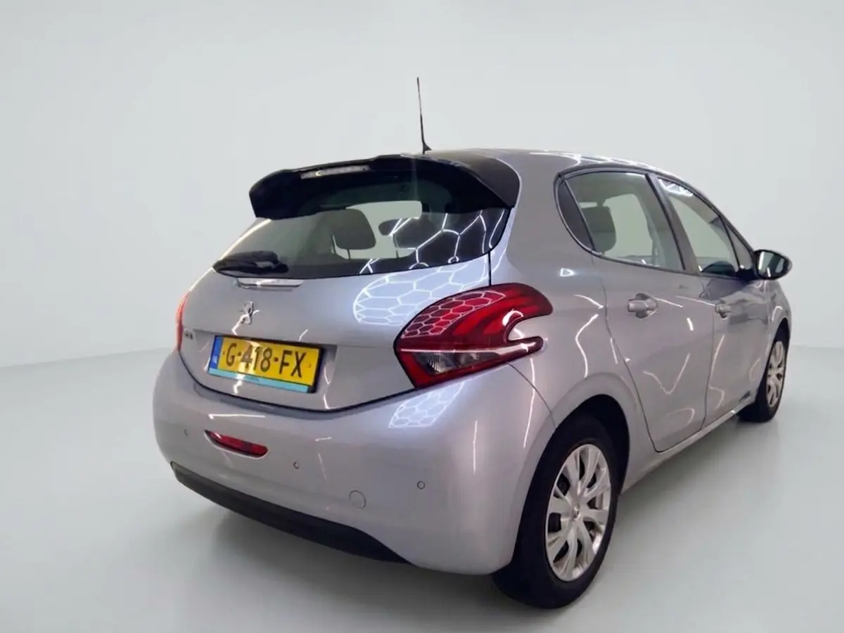 1.2 PureTech Blue Lease Active 83PK, RIJKLAAR | AIRCO | 5DRS | CRUISE CONTROLE | NAVIGATIE