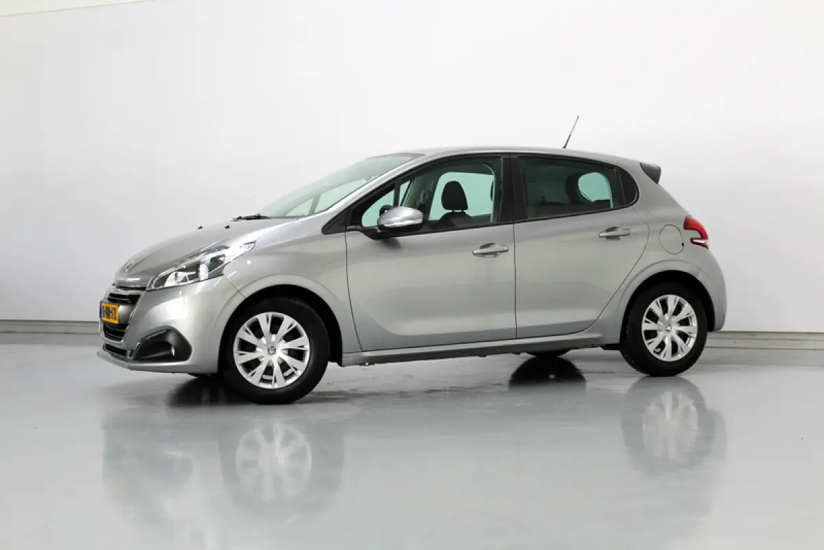 1.2 PureTech Blue Lease Active 83PK, RIJKLAAR | AIRCO | 5DRS | CRUISE CONTROLE | NAVIGATIE