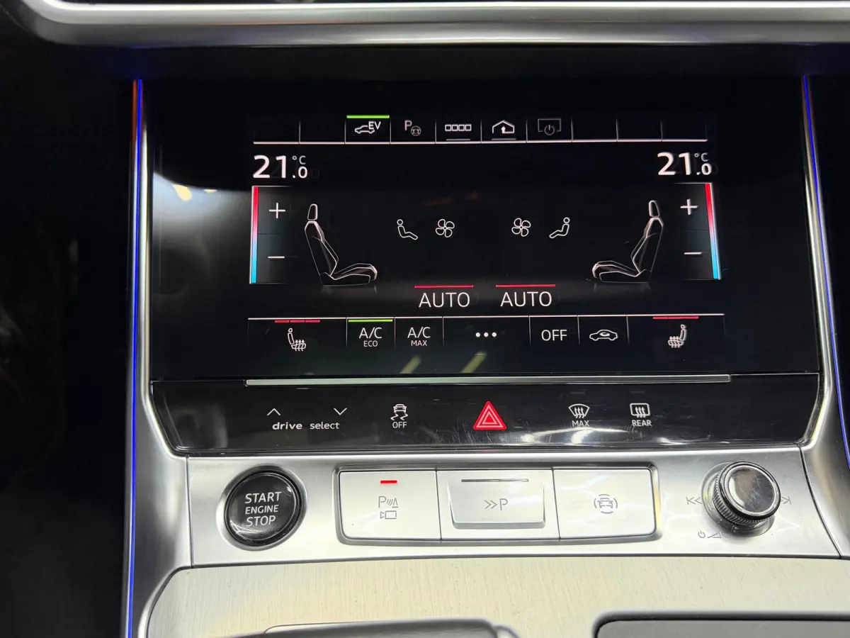 55 TFSI e quattro Pro Line S Competition Black Optiek Pano Trekhaak Memory 21"LM