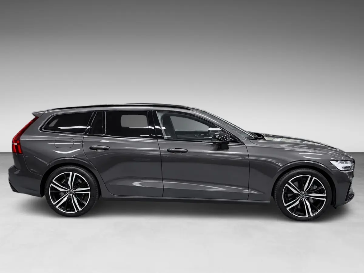 2.0 T8 Recharge AWD R-Design PANO/MASSAGE+M-LEDER/B&W/360CAM/NAVI/H-UP///