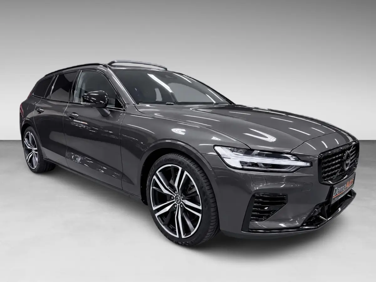 2.0 T8 Recharge AWD R-Design PANO/MASSAGE+M-LEDER/B&W/360CAM/NAVI/H-UP///