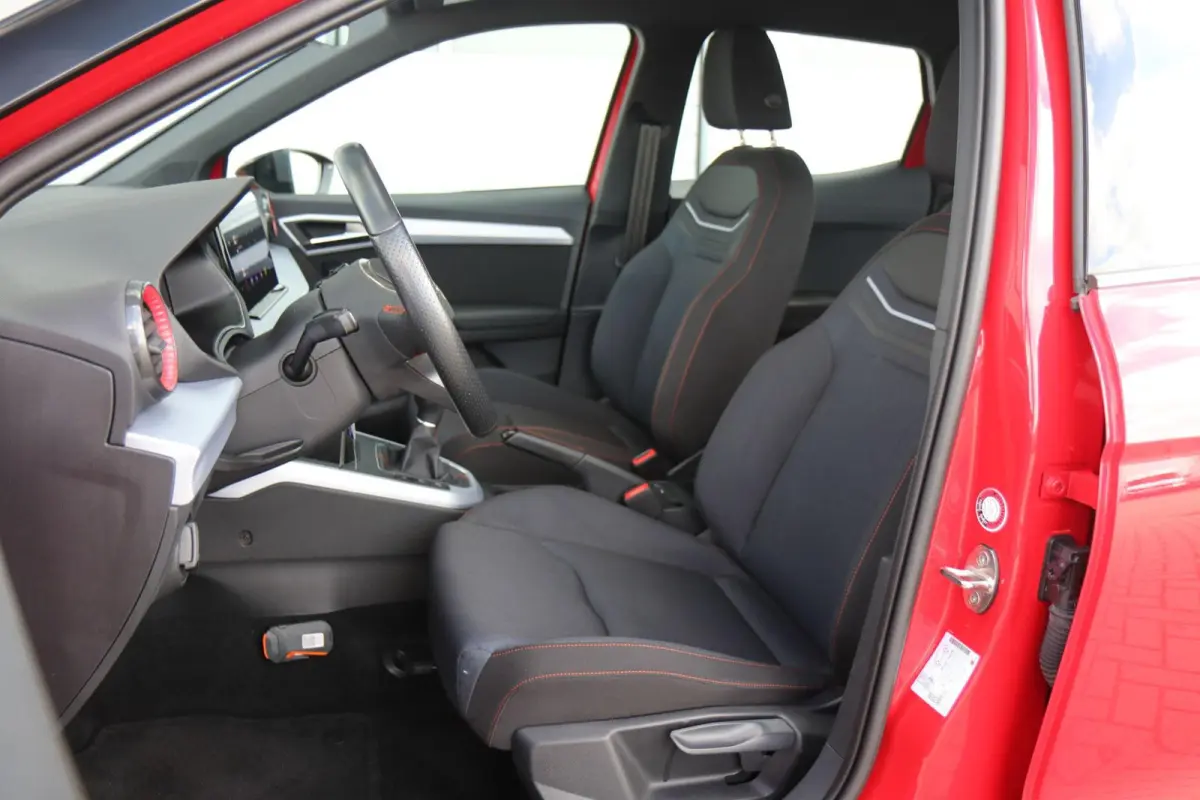 1.0 TSI 115pk FR | Navigatie | Clima | Parkeersensoren Achter