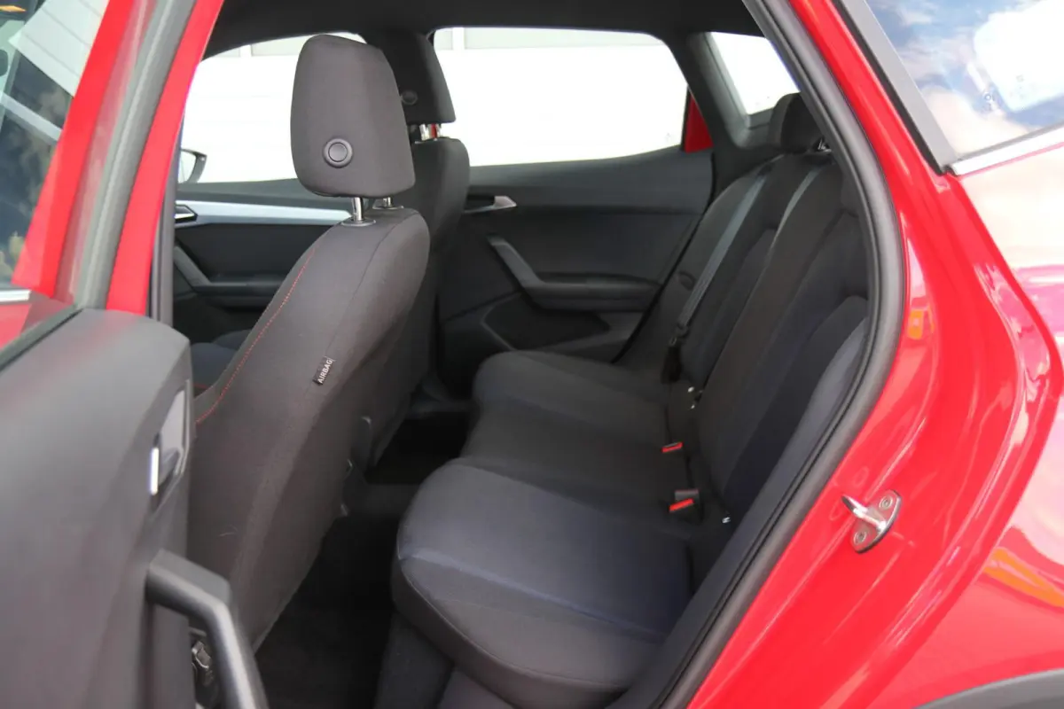 1.0 TSI 115pk FR | Navigatie | Clima | Parkeersensoren Achter