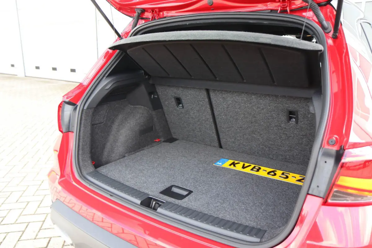 1.0 TSI 115pk FR | Navigatie | Clima | Parkeersensoren Achter