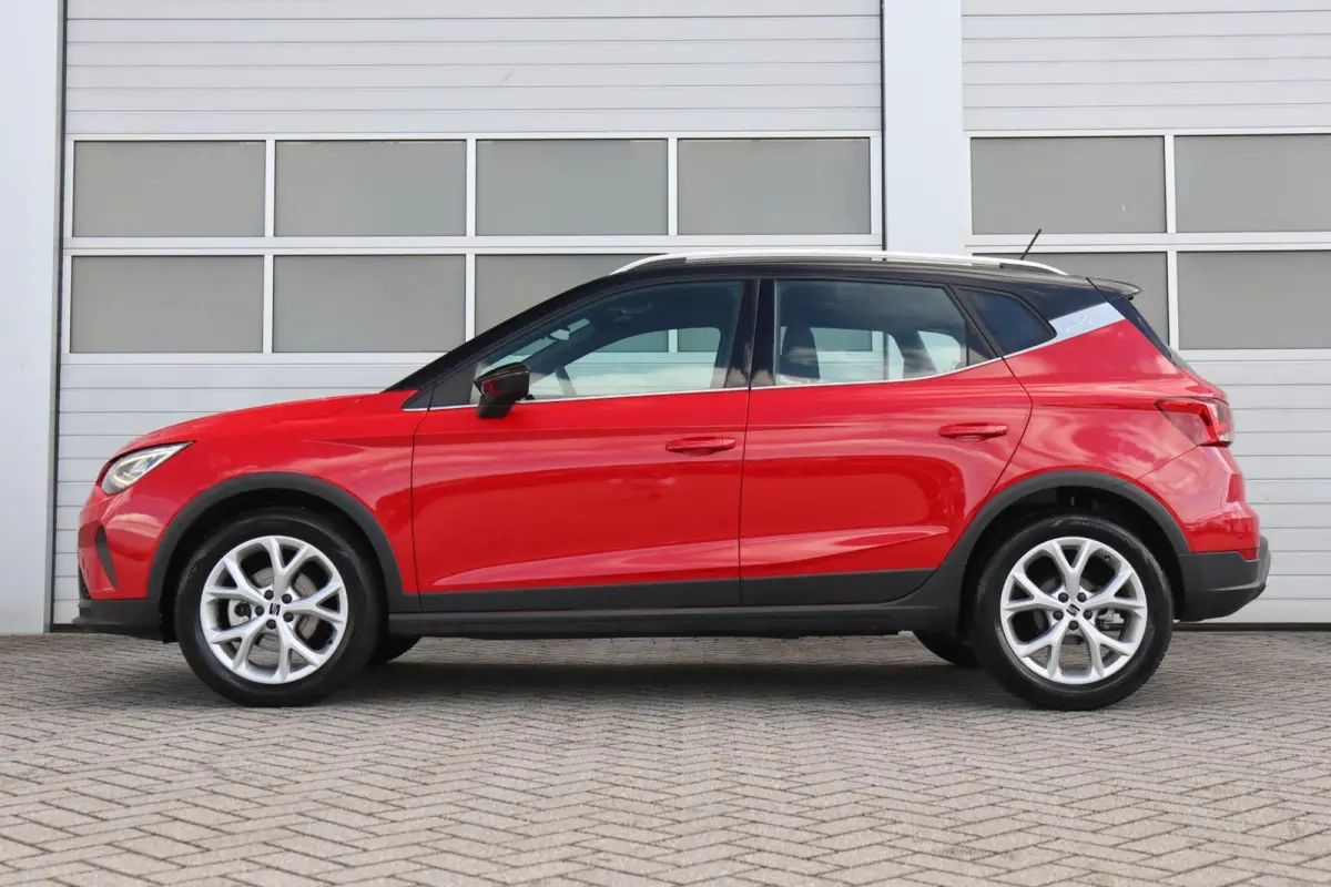 1.0 TSI 115pk FR | Navigatie | Clima | Parkeersensoren Achter