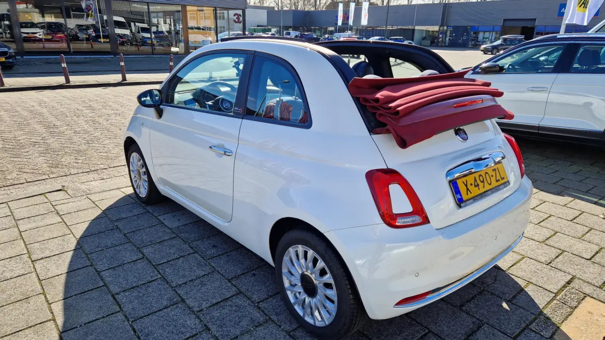 1.0 Hybrid Launch Edition CabrioTop Cruise Control Airco 15inch LM Velgen DAB