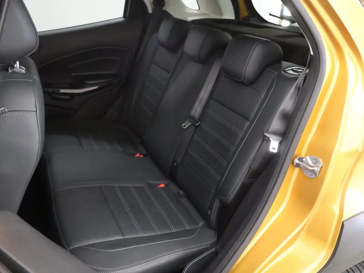 1.0 EcoBoost Active | Navigatie | Lederen Interieur | Camera | DAB | Stoel en stuurverwarming | Cruise Control | Climate Control | B&o Audio | BLIS |