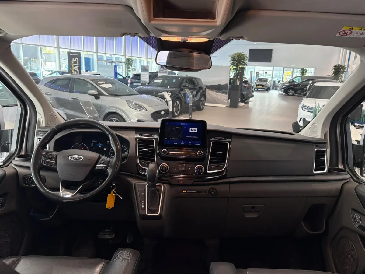 320 2.0 TDCI L1H1 Sport DC ADAPTIVE CRUISE | TREKHAAK | DODEHOEK HERKENING | ELEKTRISCHE BESTUURDERS STOEL | STOEL - STUUR - VOORRUIT VERWARMING | CAMERA