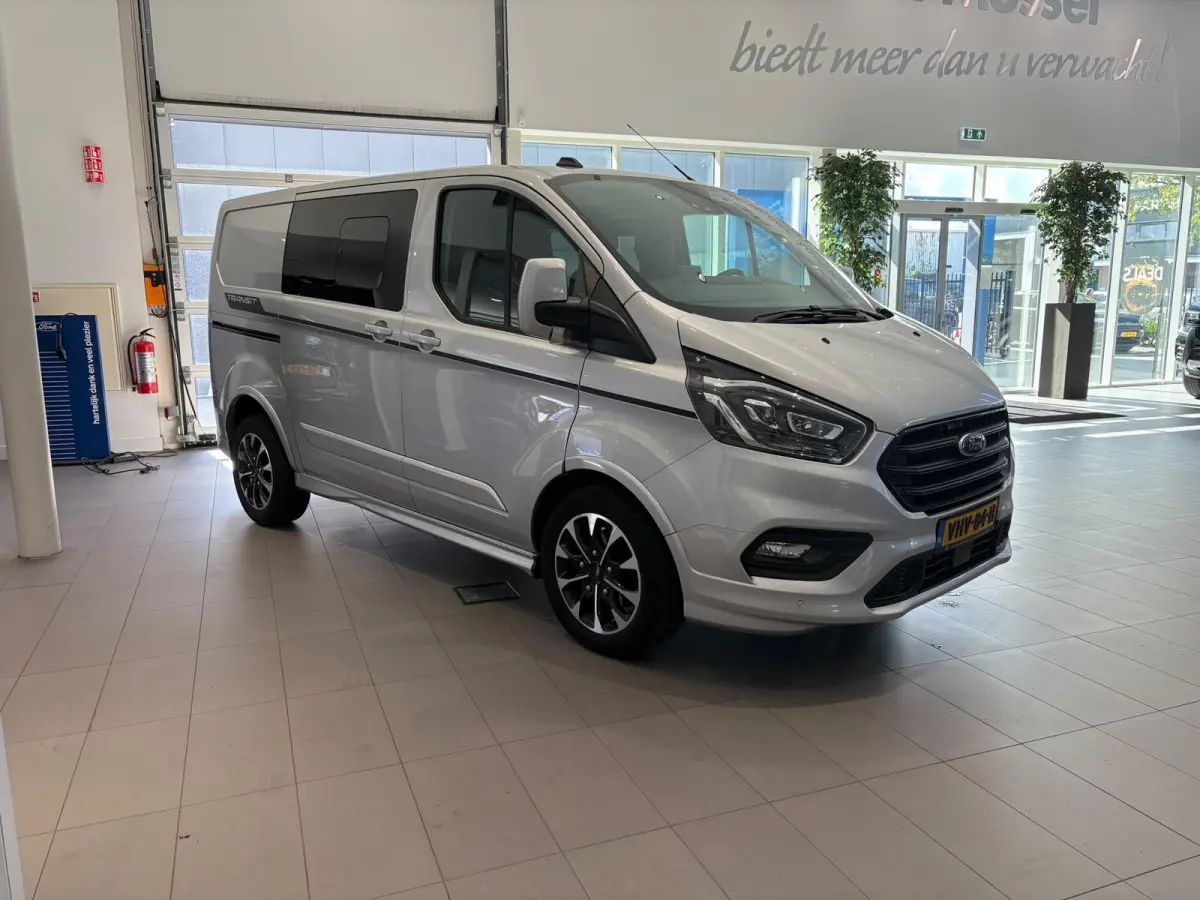 320 2.0 TDCI L1H1 Sport DC ADAPTIVE CRUISE | TREKHAAK | DODEHOEK HERKENING | ELEKTRISCHE BESTUURDERS STOEL | STOEL - STUUR - VOORRUIT VERWARMING | CAMERA