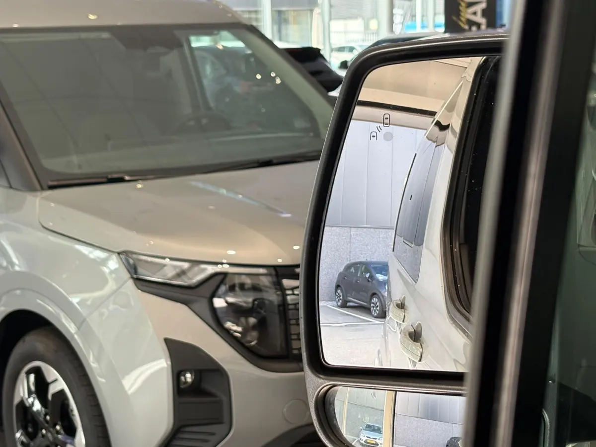 320 2.0 TDCI L1H1 Sport DC ADAPTIVE CRUISE | TREKHAAK | DODEHOEK HERKENING | ELEKTRISCHE BESTUURDERS STOEL | STOEL - STUUR - VOORRUIT VERWARMING | CAMERA