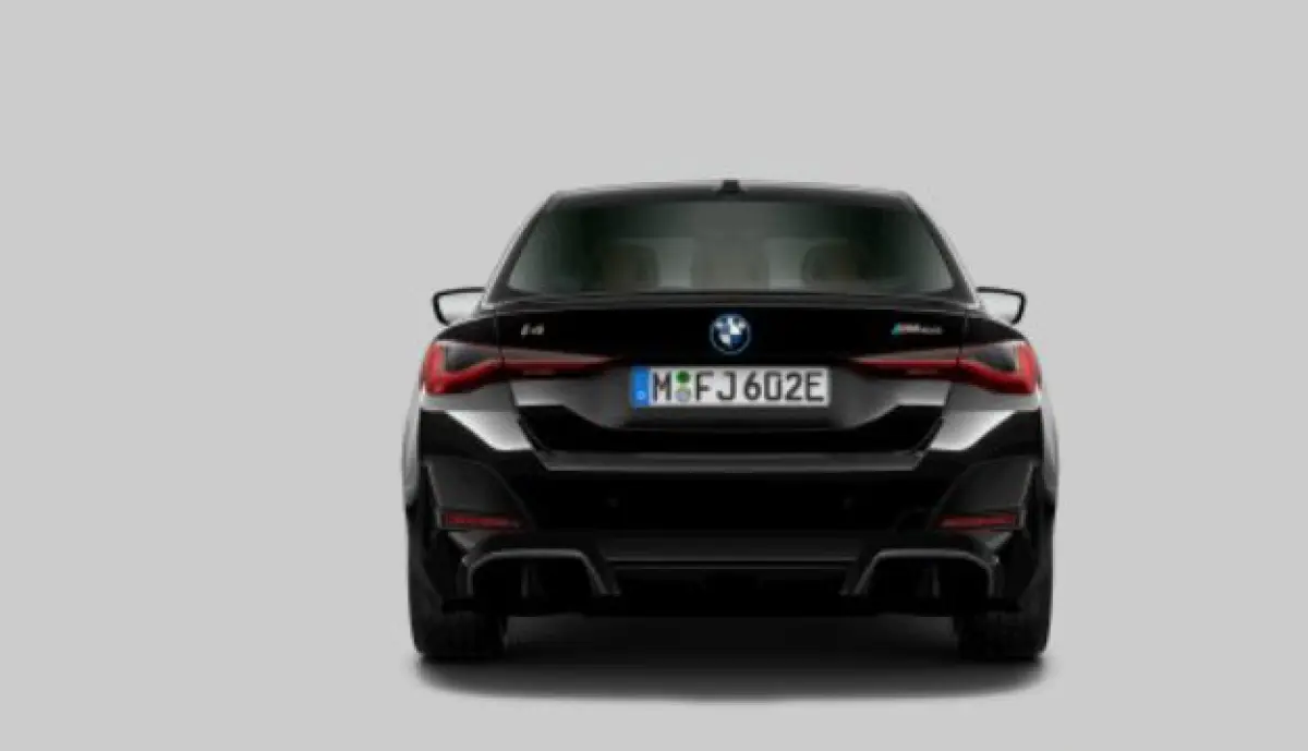 M50 High Executive 84 kWh Panoramadak - Driving Assistant Professional - Harman Kardon - Stuurwielrand verwarmd - Elektrisch verwarmde/verstelbare stoelen - Parking Assistant Plus - Getinte 