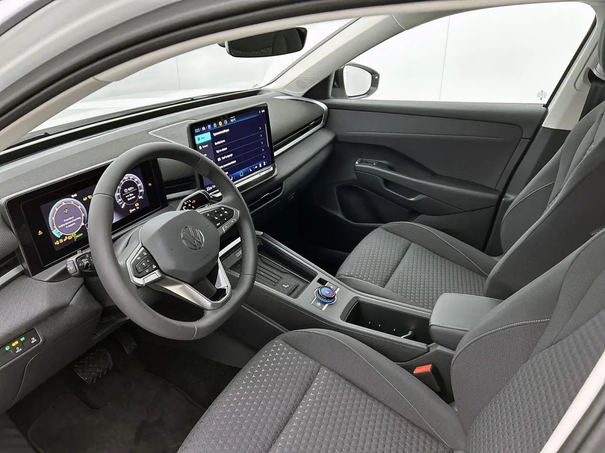 1.5 eTsi Limited Edition 116 PK | Automaat | Camera | Adaptive Cruise Control | Side Assist | Keyless Start | Parkeersensoren | LED | Apple Carplay | Android Auto | Digital Cockpit |