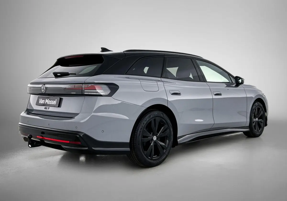 Limited Edition 77 kWh | Trekhaak inklapbaar | Apple CarPlay en Android Auto | head-updisplay | Adaptive Cruise Control | Voorstoelen verwarmbaar | Automatische airconditioning | Parkeercame