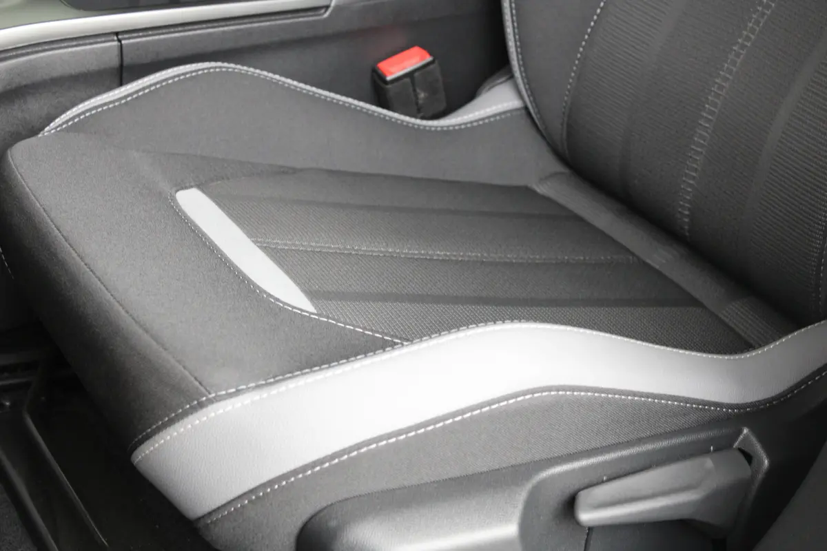 1.2 Turbo Hybrid GS | LED Matrix | Navigatie | Achteruitrijcamera | Stuurverwarming | Climate control |
