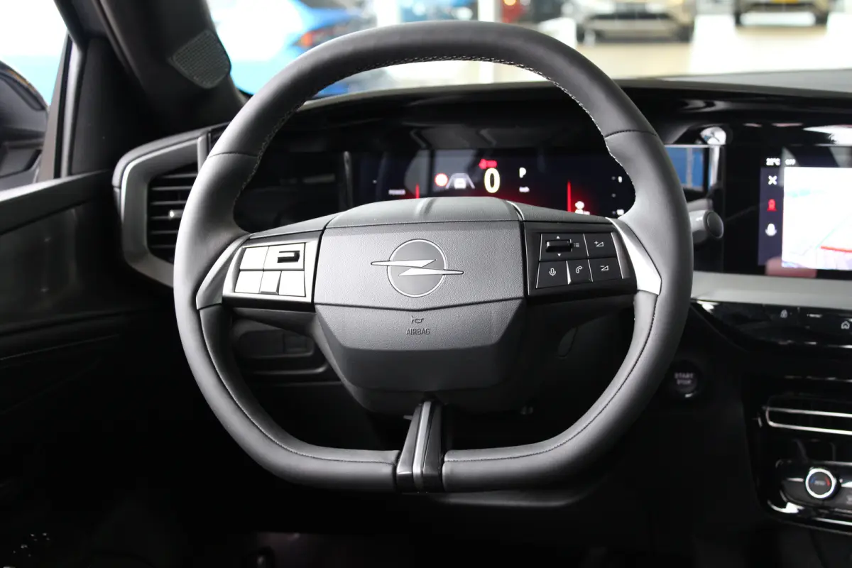 1.2 Turbo Hybrid GS | LED Matrix | Navigatie | Achteruitrijcamera | Stuurverwarming | Climate control |