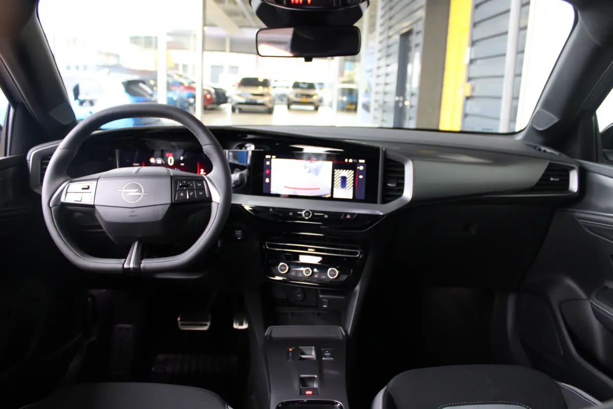 1.2 Turbo Hybrid GS | LED Matrix | Navigatie | Achteruitrijcamera | Stuurverwarming | Climate control |