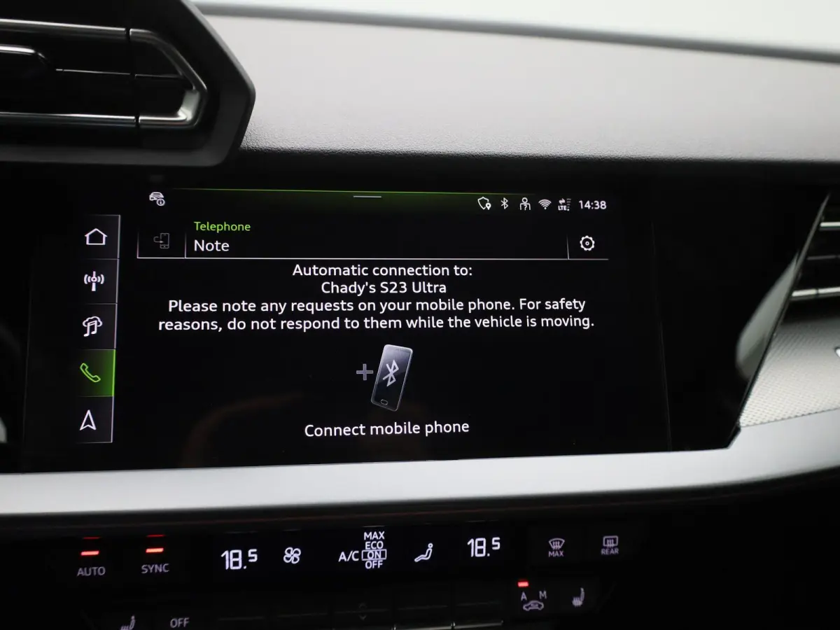 40 TFSI e S edition Navigatie | Camera | Cruise control | Airco | Stoelverwarming | 17 Inch Velgen | Parkeersensoren |