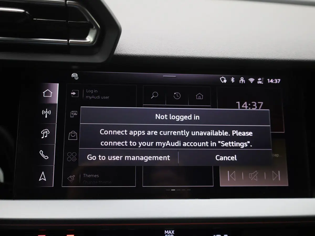 40 TFSI e S edition Navigatie | Camera | Cruise control | Airco | Stoelverwarming | 17 Inch Velgen | Parkeersensoren |