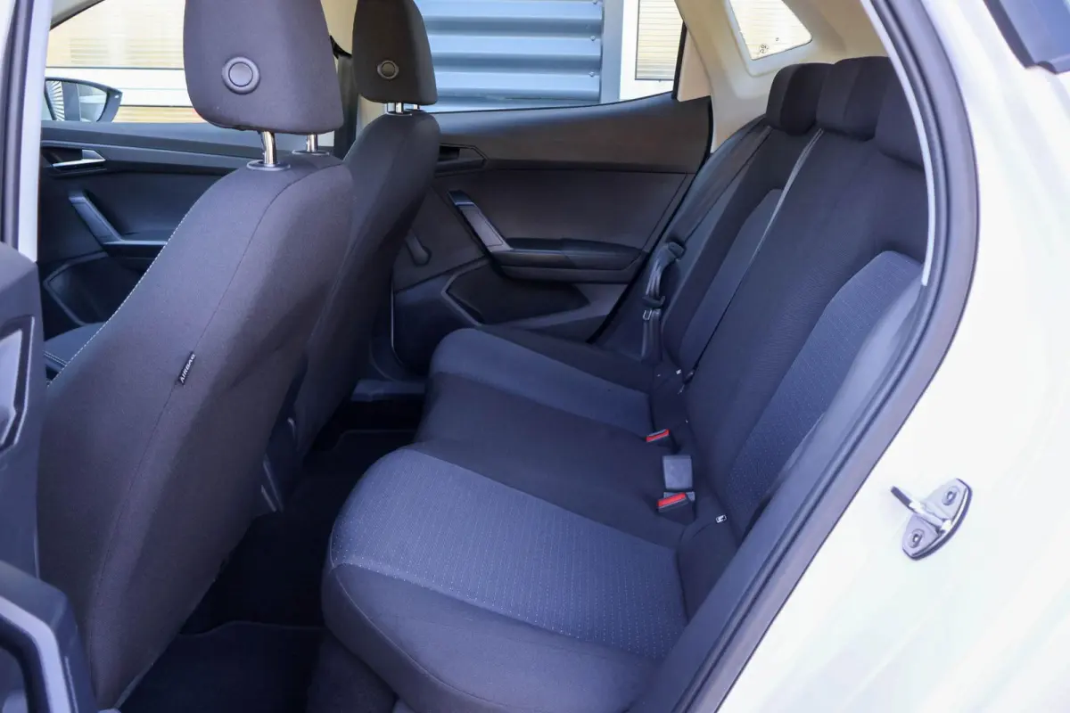 1.0 EcoTSI 95pk Style | Airco | Apple CarPlay/ Android Auto | Parkeersensoren Achter | Cruise Control | DAB