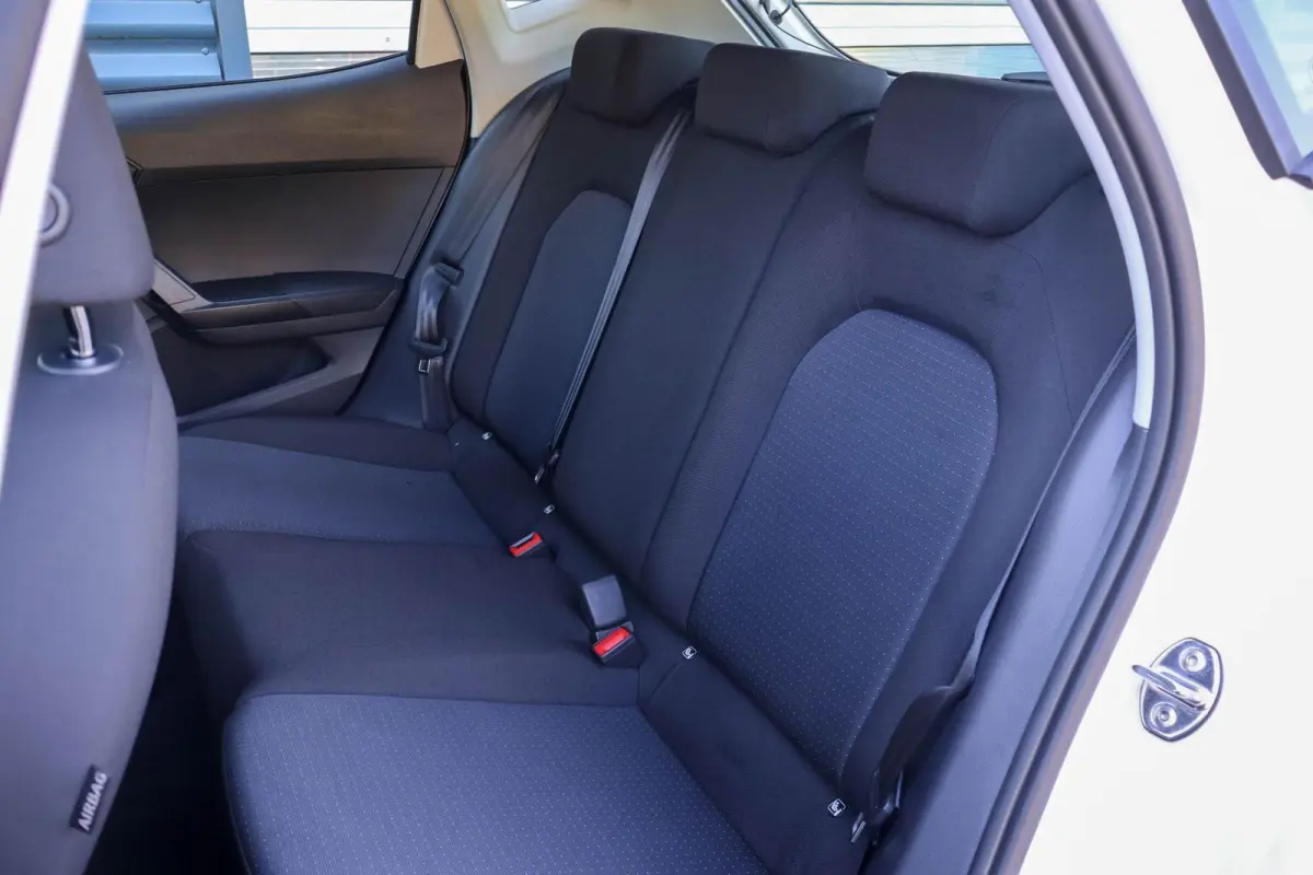 1.0 EcoTSI 95pk Style | Airco | Apple CarPlay/ Android Auto | Parkeersensoren Achter | Cruise Control | DAB