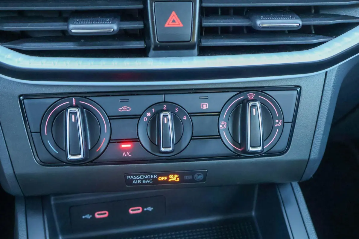 1.0 EcoTSI 95pk Style | Airco | Apple CarPlay/ Android Auto | Parkeersensoren Achter | Cruise Control | DAB