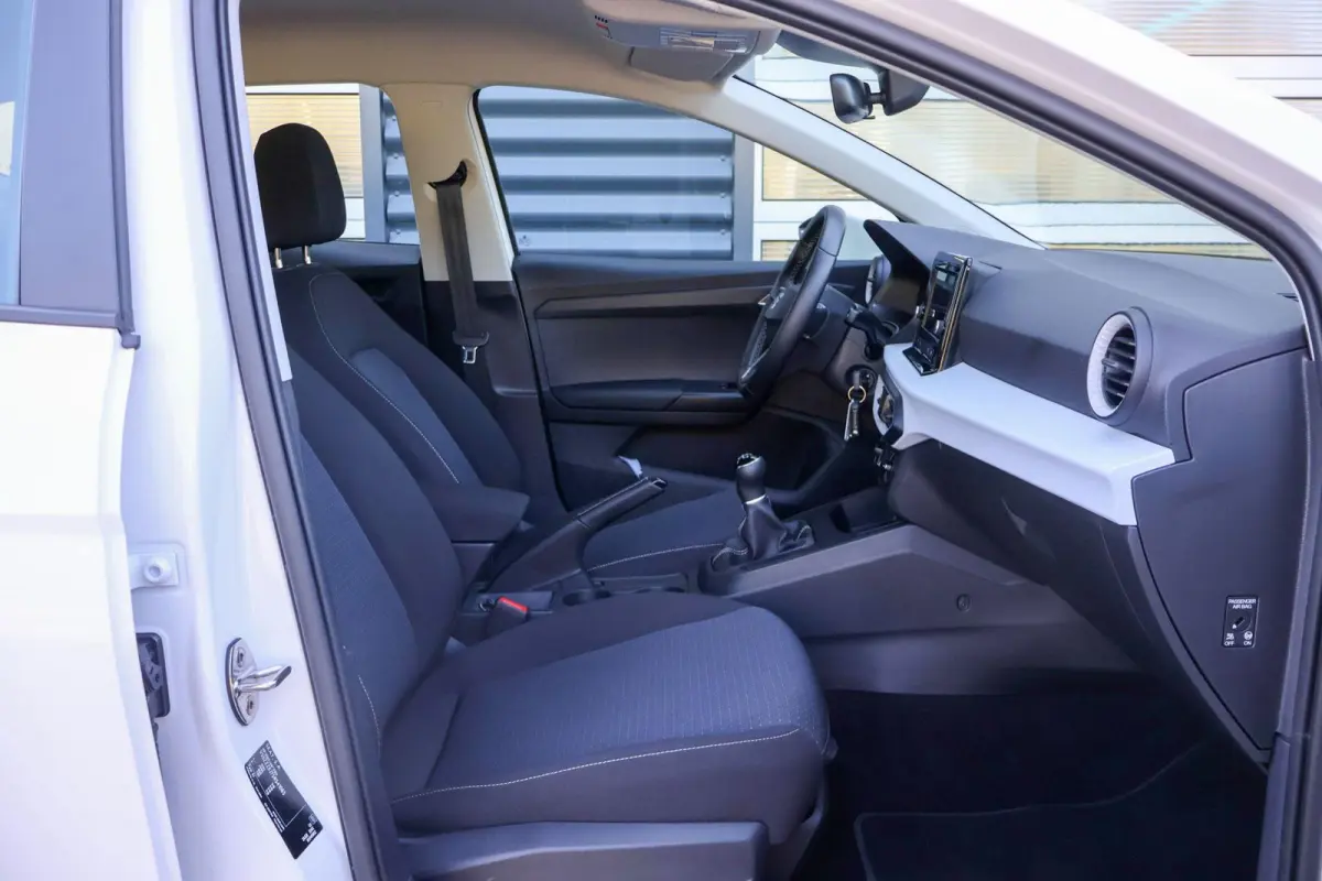 1.0 EcoTSI 95pk Style | Airco | Apple CarPlay/ Android Auto | Parkeersensoren Achter | Cruise Control | DAB