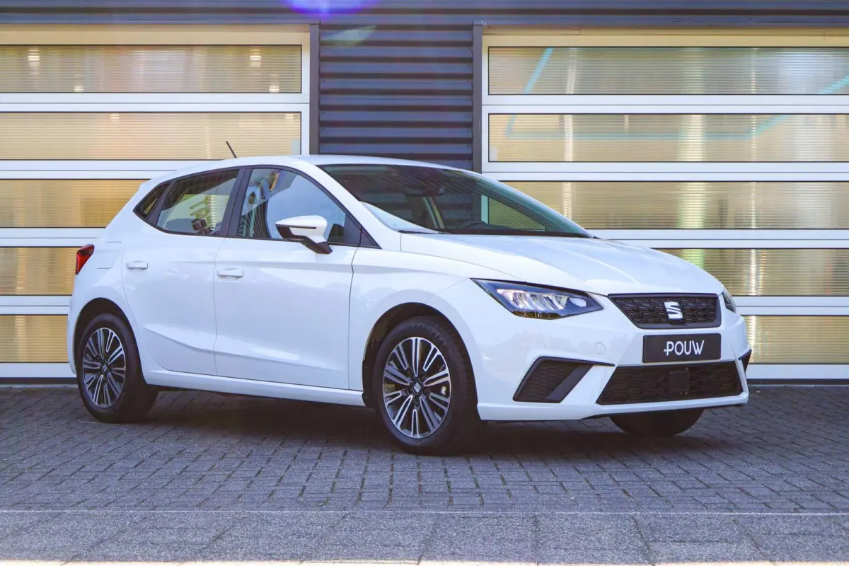 1.0 EcoTSI 95pk Style | Airco | Apple CarPlay/ Android Auto | Parkeersensoren Achter | Cruise Control | DAB
