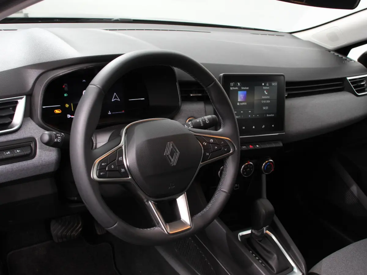 1.0 TCe 90 GPF Automaat evolution DEMO ! Navigatie Apple Carplay/Android Auto Airco Dab Led Parkeer sensoren