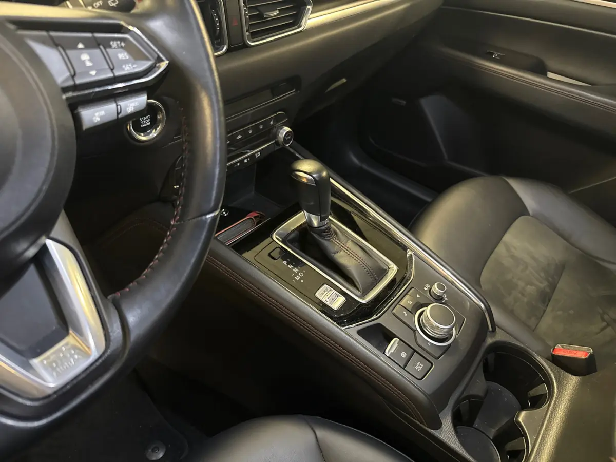 2.0 SkyActiv-G 165 Sportive / Leder / Bose / Trekhaak / stoelverw. / Camera