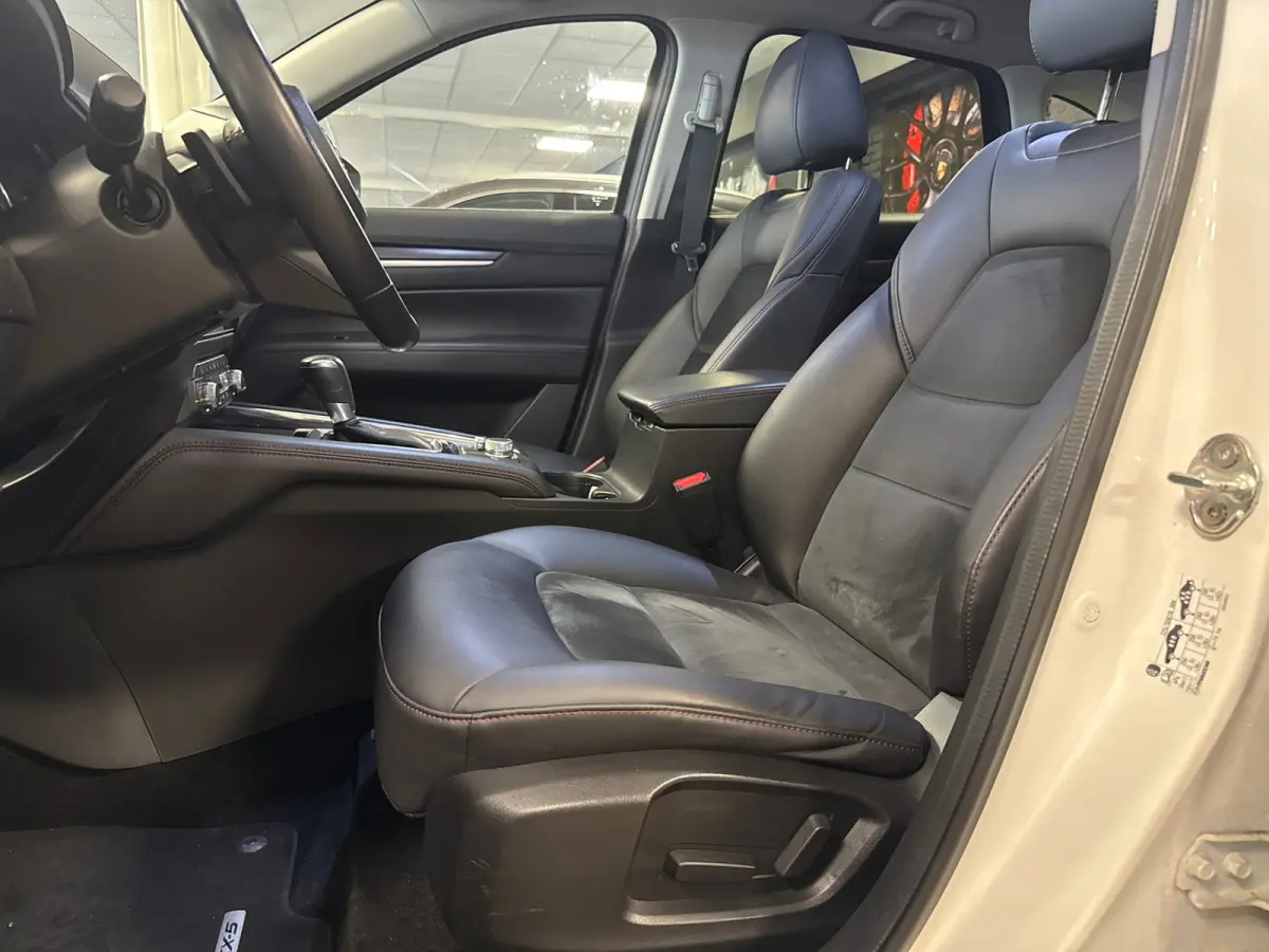 2.0 SkyActiv-G 165 Sportive / Leder / Bose / Trekhaak / stoelverw. / Camera