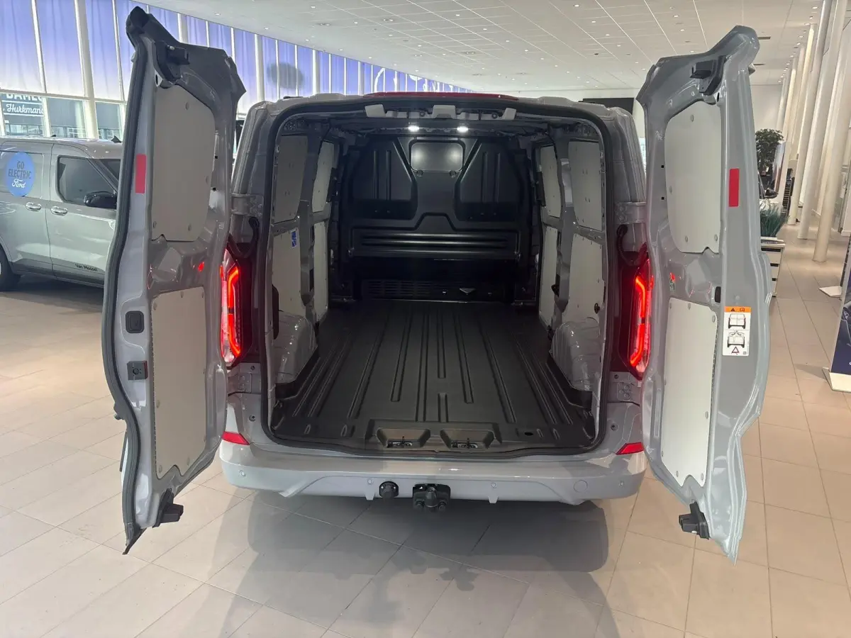 320 2.5 PHEV L2H1 Sport DUBBELE ZIJ-SCHUIFDEUR | 360 CAMERA | DODDE HOEK HERKENING | INKLAPBARE IMPERIAAL | APPLE CARPLAY | TREKHAAK