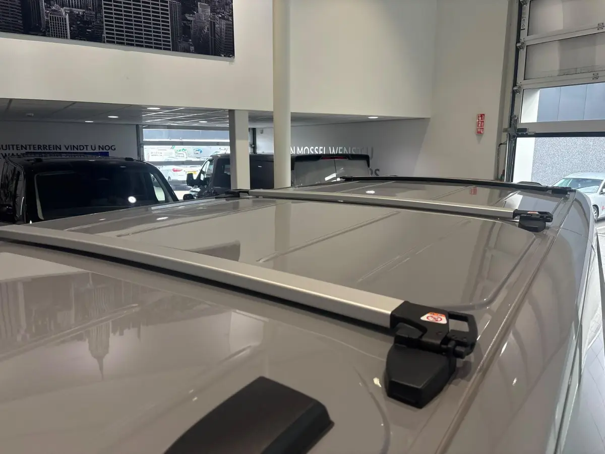320 2.5 PHEV L2H1 Sport DUBBELE ZIJ-SCHUIFDEUR | 360 CAMERA | DODDE HOEK HERKENING | INKLAPBARE IMPERIAAL | APPLE CARPLAY | TREKHAAK