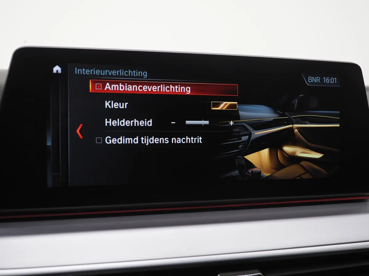 520i Executive | Leder | Harman/Kardon | Sfeerlicht | Virtual | Stoelverwarming | LED | Carplay