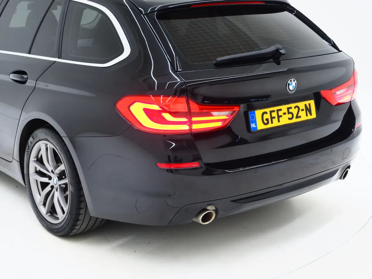 520i Executive | Leder | Harman/Kardon | Sfeerlicht | Virtual | Stoelverwarming | LED | Carplay