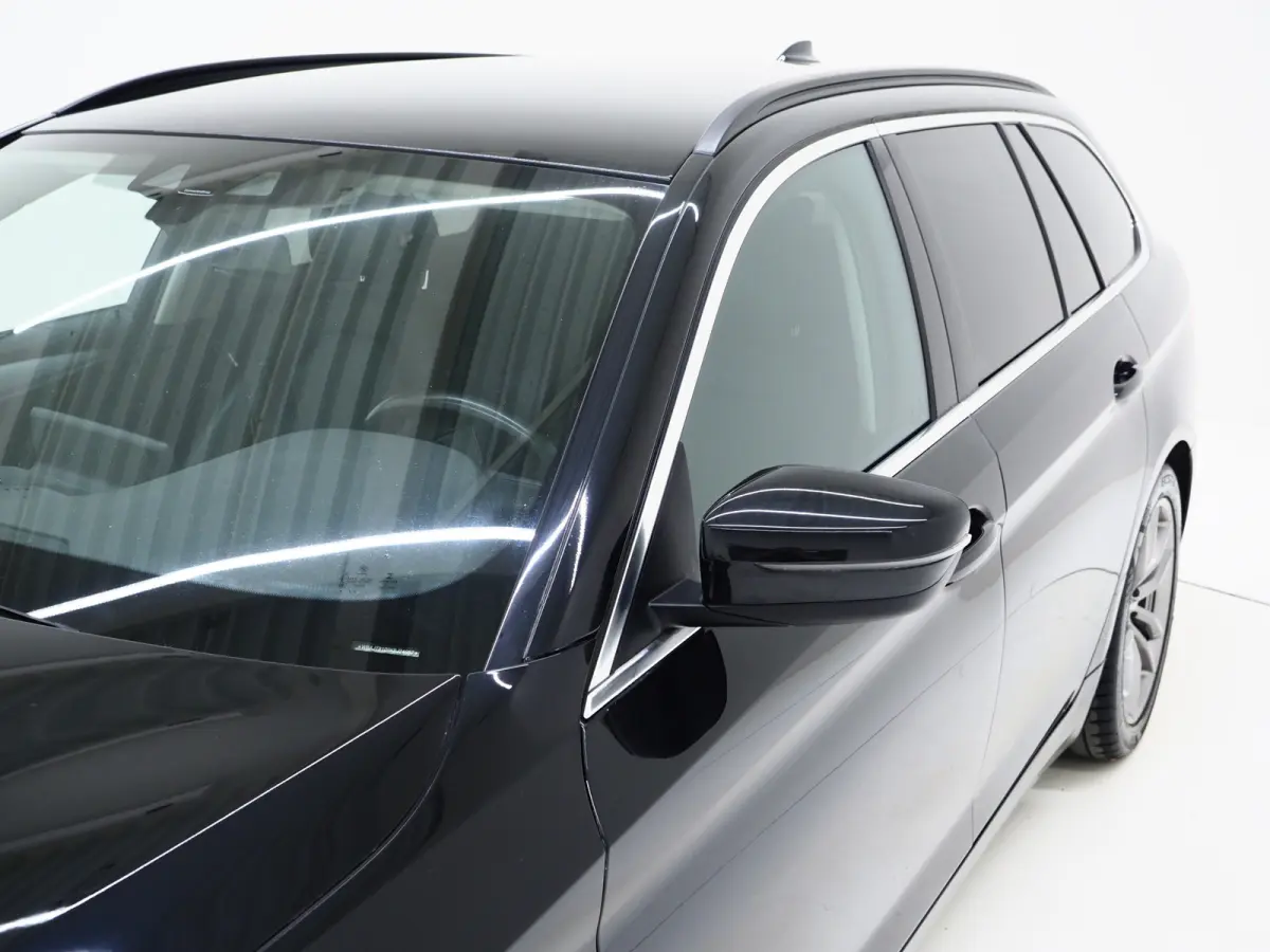 520i Executive | Leder | Harman/Kardon | Sfeerlicht | Virtual | Stoelverwarming | LED | Carplay