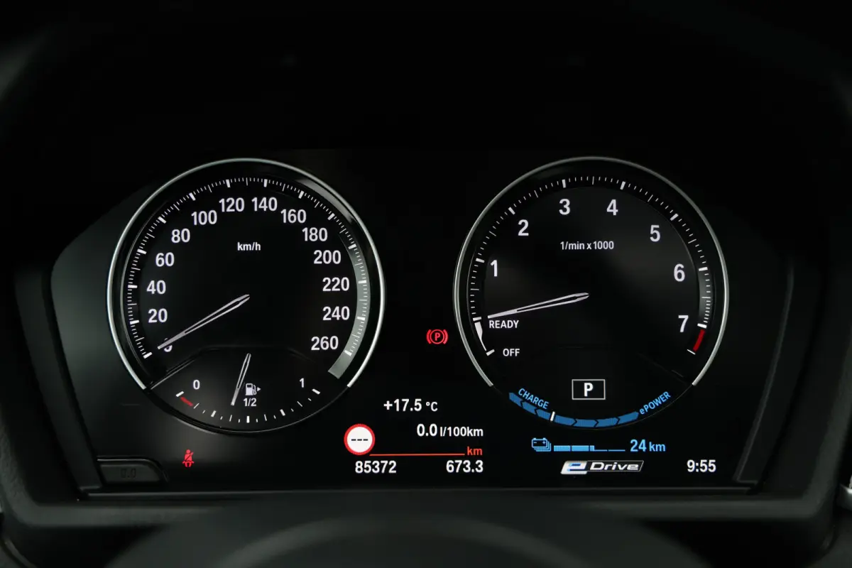 xDrive25e 220pk M-Sport Black Edition Pano|Trekh|H&K|HUD|Leder|Stuurvw