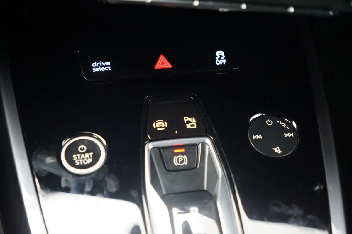 50 299pk Quattro S Edition 82 kWh | Camera | PDC V/A | Smartphone Interface | Matrix LED