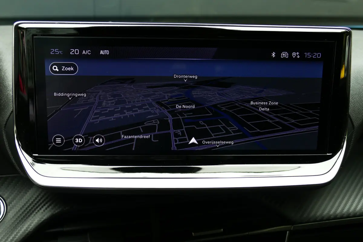 1.2 HYBRID 145PK ALLURE AUTOMAAT / CAMERA V+A / KEYLESS / FULL-LED / 8 JAAR GARANTIE / 17"LMV / BLUETOOTH / ADAPT. CRUISECONTROL / 1E EIGENAAR / SCHITTERENDE STAAT !!