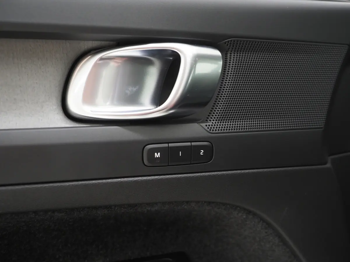 1.5 T5 Inscription | Panoramadak | Leder | Pilot Assist | Camera | Keyless | Memory | LED | Carplay