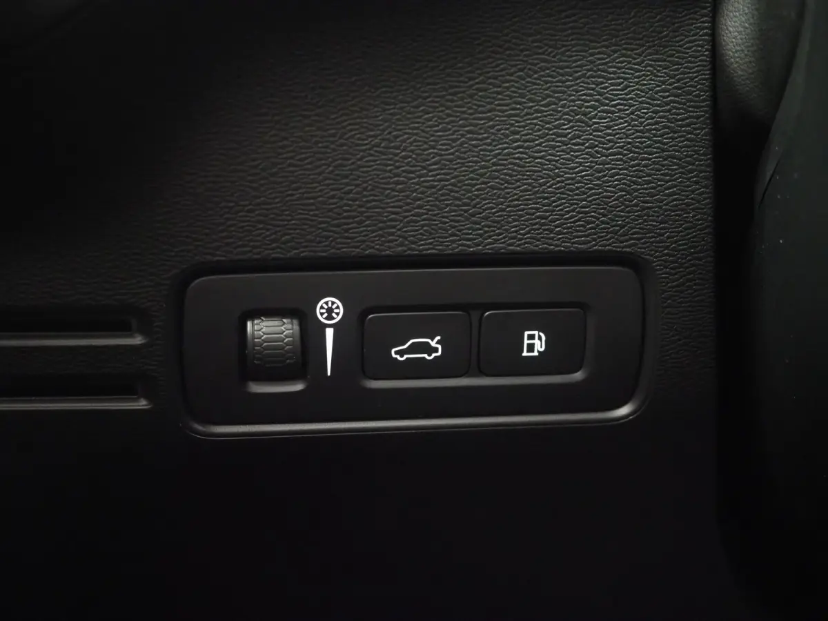 1.5 T5 Inscription | Panoramadak | Leder | Pilot Assist | Camera | Keyless | Memory | LED | Carplay