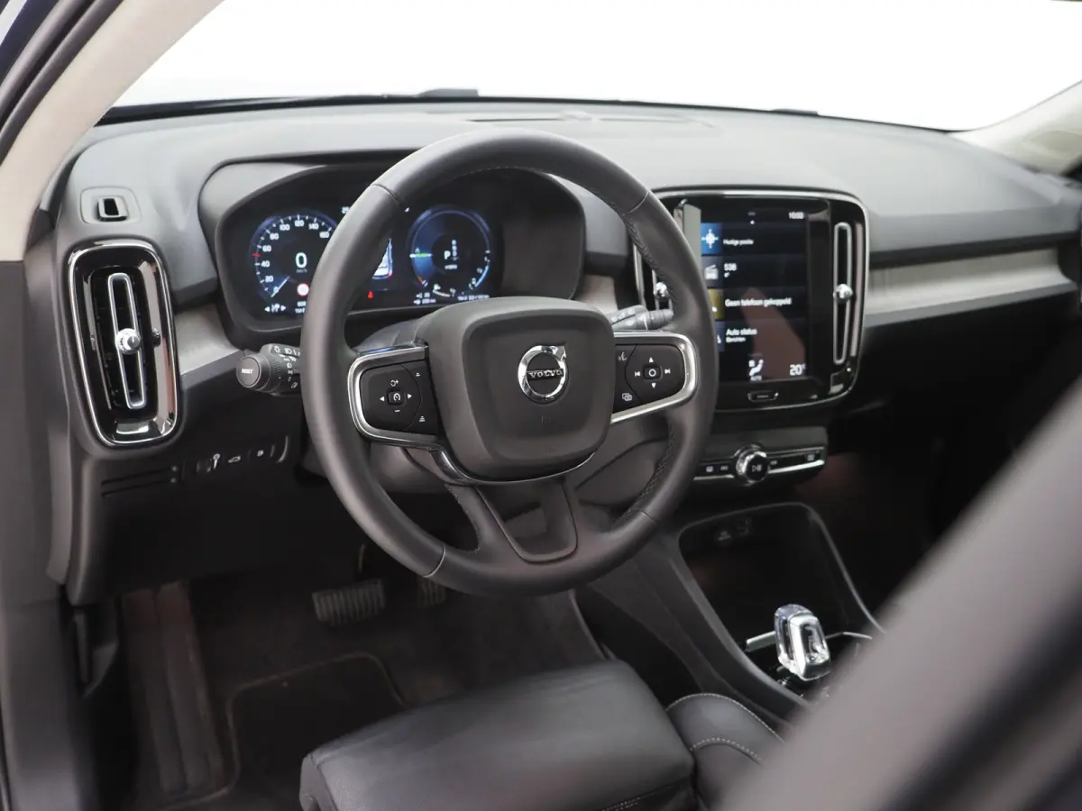 1.5 T5 Inscription | Panoramadak | Leder | Pilot Assist | Camera | Keyless | Memory | LED | Carplay