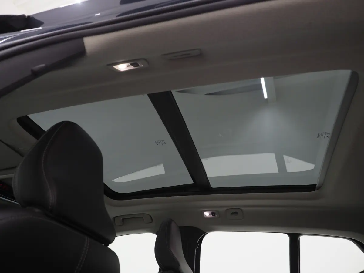 1.5 T5 Inscription | Panoramadak | Leder | Pilot Assist | Camera | Keyless | Memory | LED | Carplay
