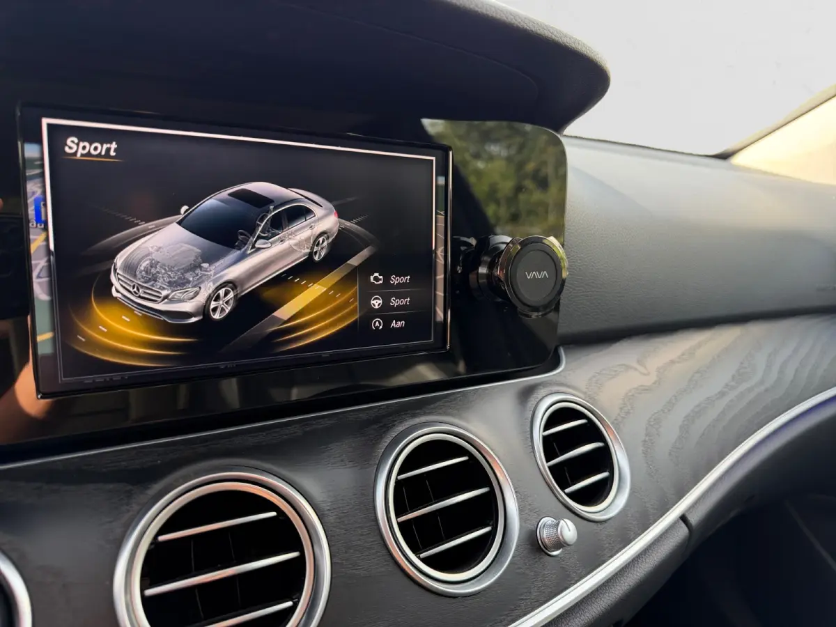 220 d AMG Prestige Plus NAP 49dkm, Dealer onderhouden, Sfeerverlichting, Elek Trekhaak, Night Edition