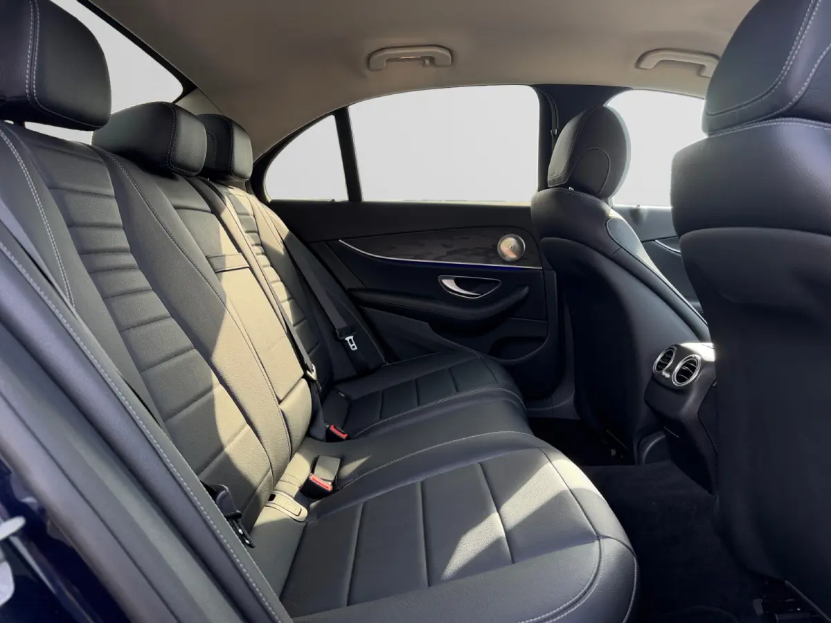 220 d AMG Prestige Plus NAP 49dkm, Dealer onderhouden, Sfeerverlichting, Elek Trekhaak, Night Edition