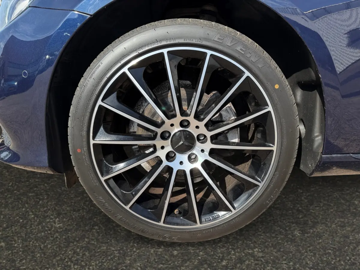 220 d AMG Prestige Plus NAP 49dkm, Dealer onderhouden, Sfeerverlichting, Elek Trekhaak, Night Edition