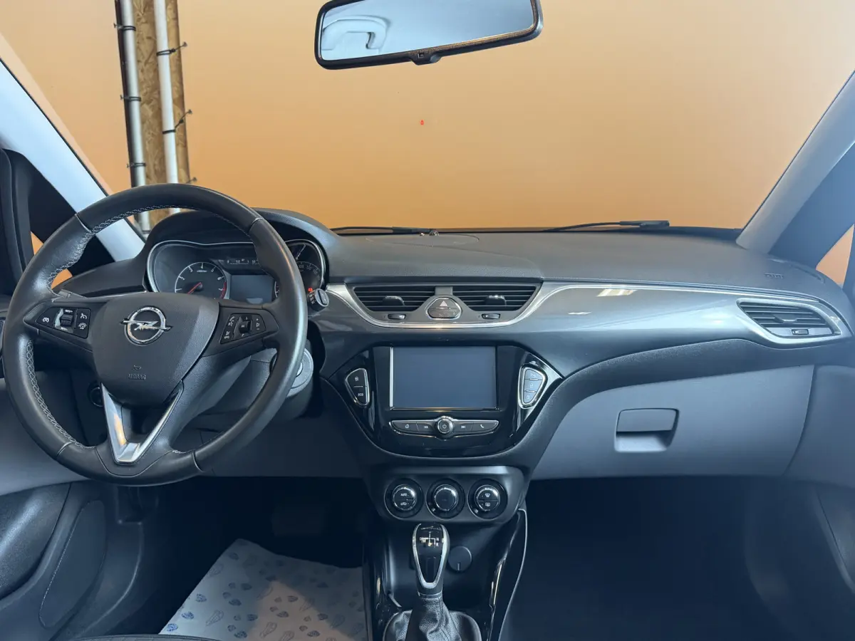 1.4 Online Edition automaat | navi | carplay | cruise control | trekhaak | pdc | lmv