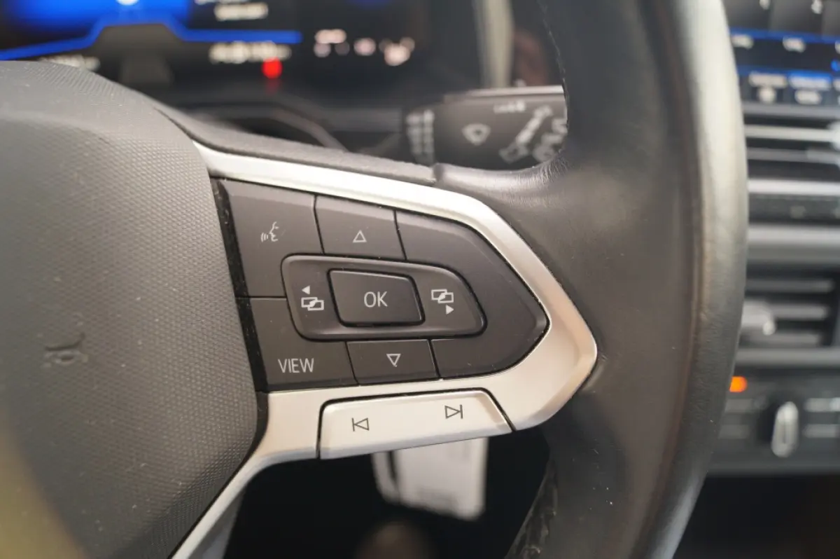 1.0 TSI Life -AIRCO-LED-ACC-CARPLAY-
